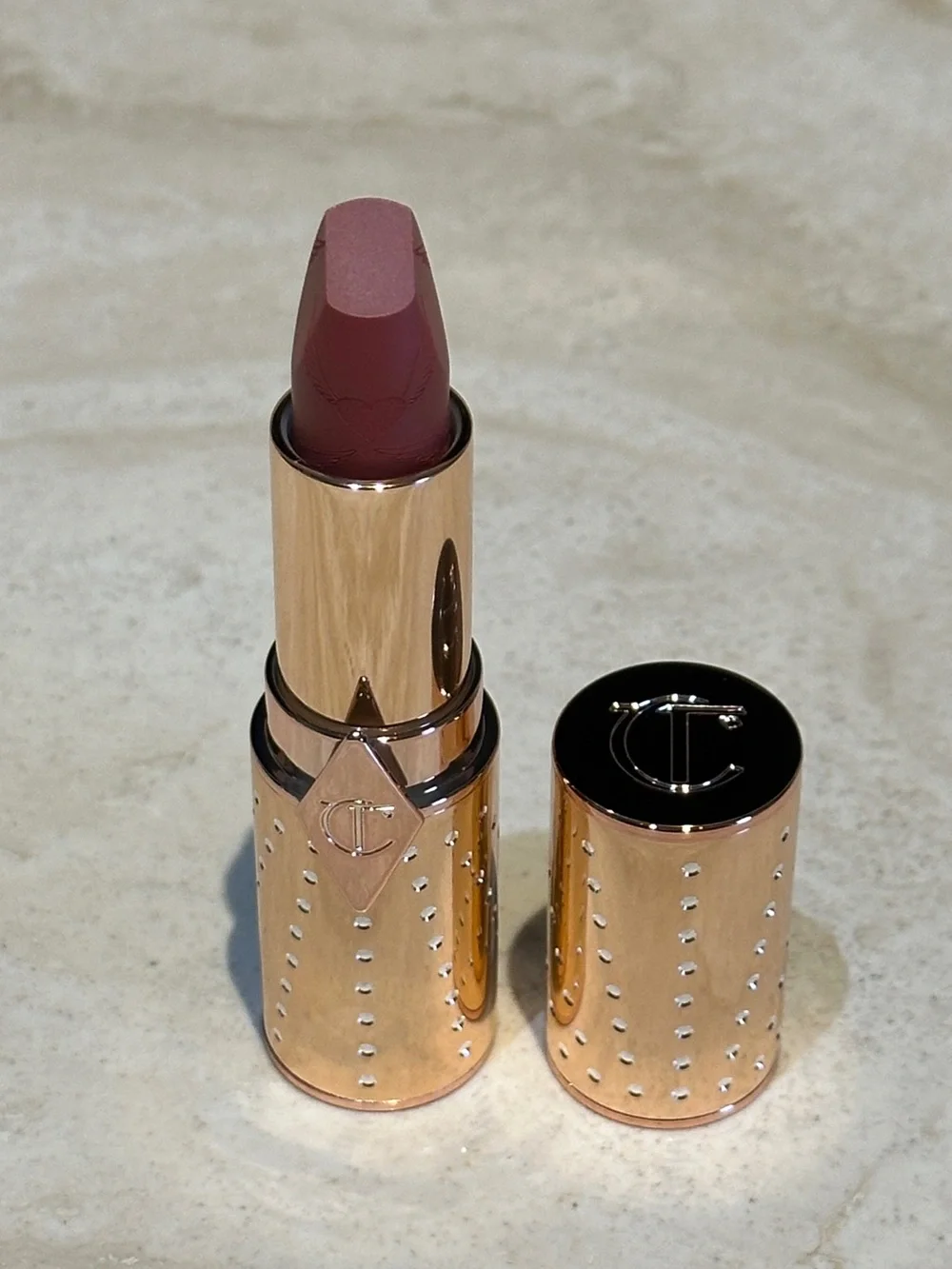 Charlotte Tilbury Look of Love Lipstick - Mrs Kisses